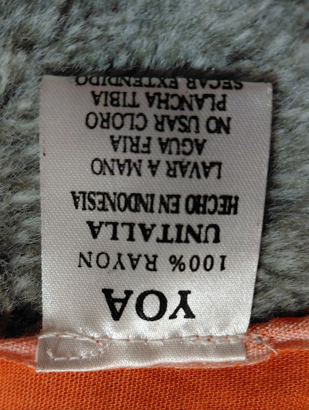 Beautiful SCARF/WRAP - Picture 4 of 7
